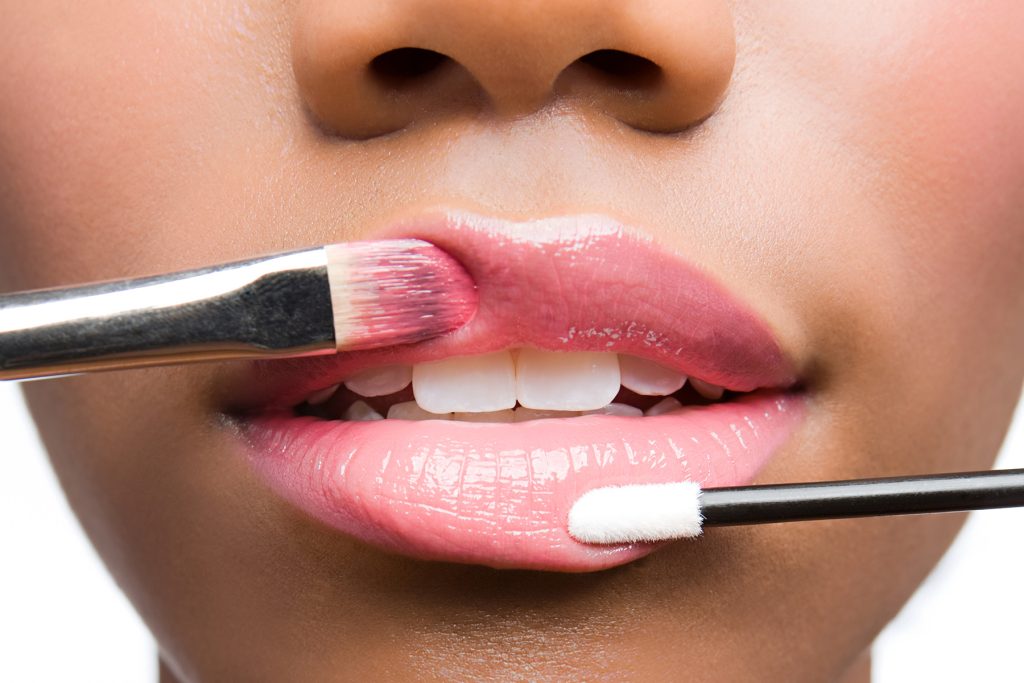 1800x1200 makeup mistakes rmq