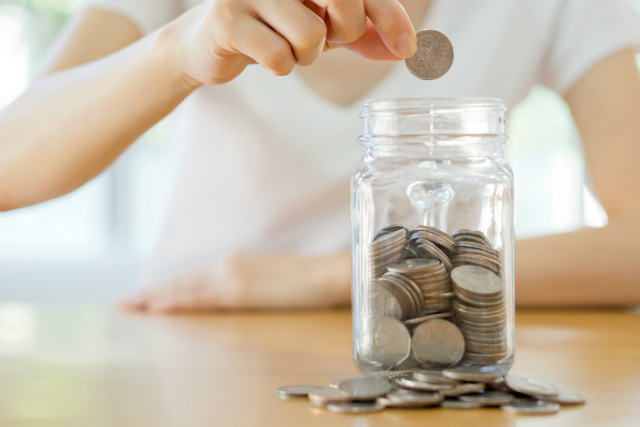 women investing