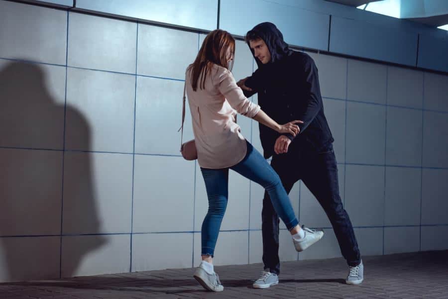 top women self defense tips 900