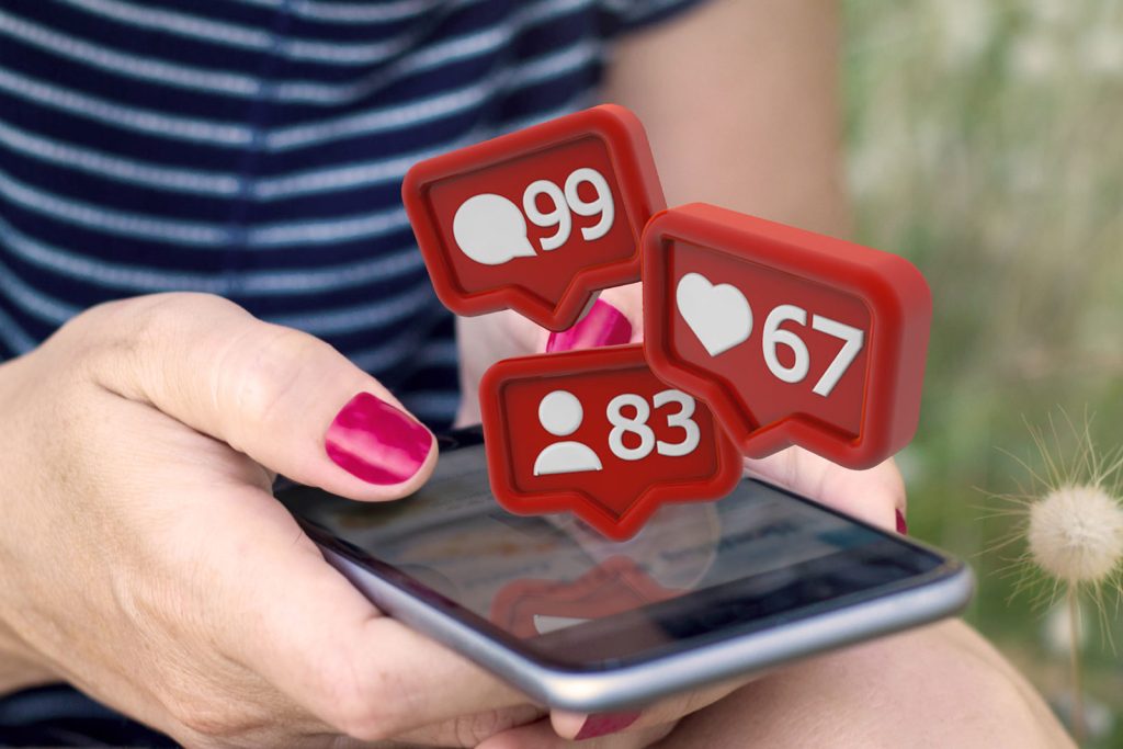 pros and cons of social media for mental health header 1600x1067